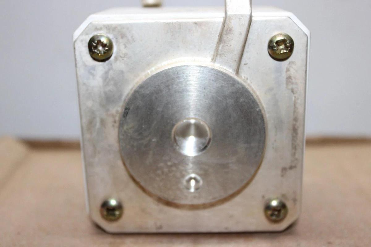 Used FERRAZ SHAWMUT PROTISTOR FUSE V300076 660 VAC 500 AMP **WARRANTY INCLUDED**