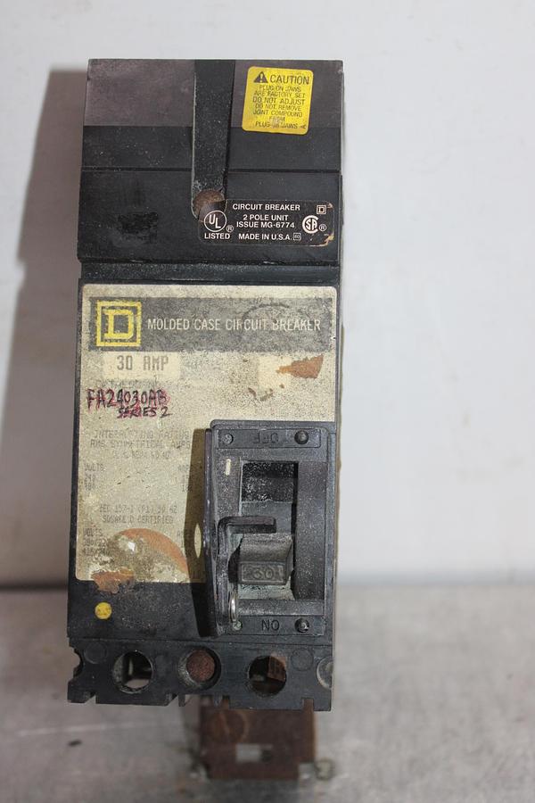Used SQUARE D I-LINE CIRCUIT BREAKER FH26020BC SERIES 2 20 AMP 600 VAC 2-POLE