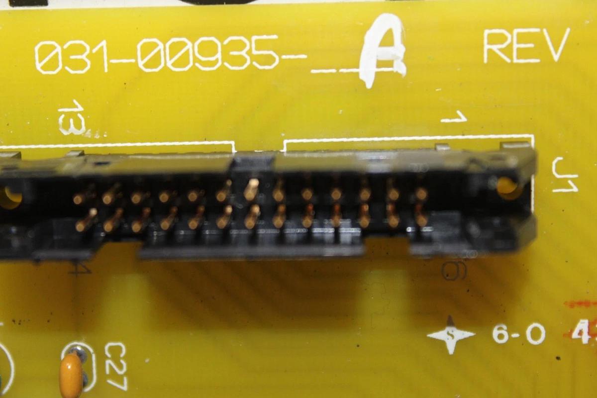 Used YORK DIGITAL INTERFACE CIRCUIT BOARD 031-00935 REV. A **WARRANTY**