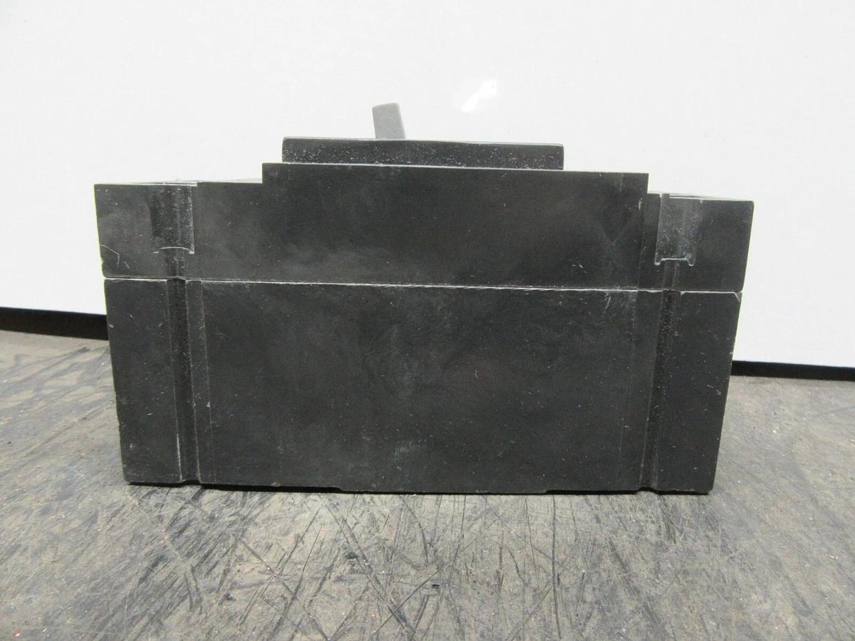 Used GE CIRCUIT BREAKER TEB122020WL 20 AMP 2-POLE 240 VAC **WARRANTY INCLUDED**