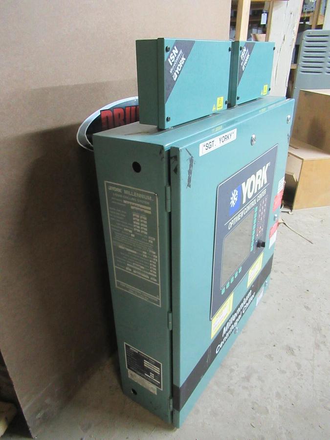 Used YORK CENTRIFUGAL CHILLER MILLENIUM OPTIVIEW CONTROL CENTER 371-02448-101