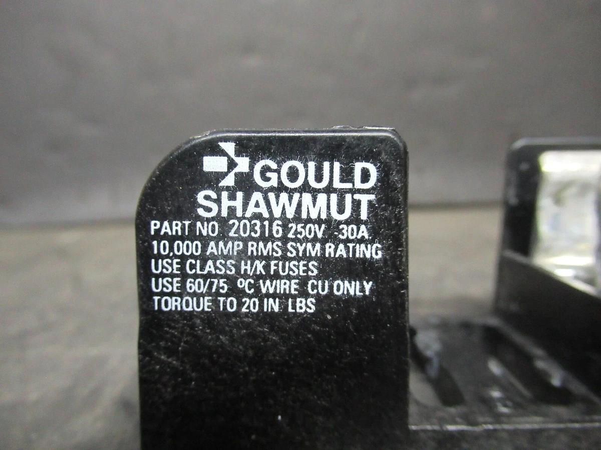 Used GOULD SHAWMUT SINGLE FUSE LUG 20316 250 VOLT 30 AMP **WARRANTY INCLUDED**