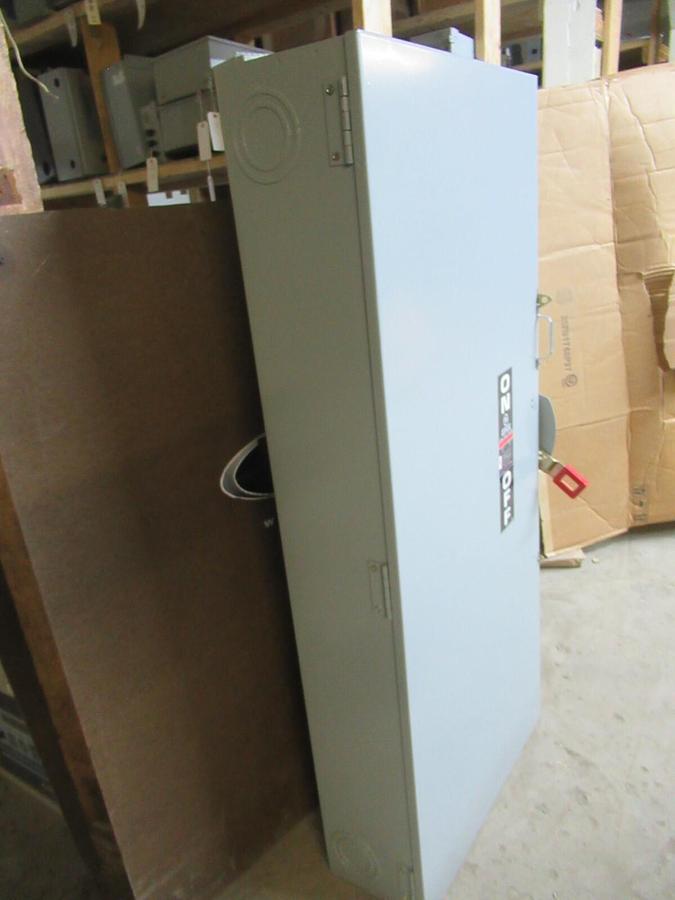 NIB GE 400 AMP HEAVY DUTY SAFETY SWITCH TH3365 TYPE 1 3-POLE 350 HP 600 V