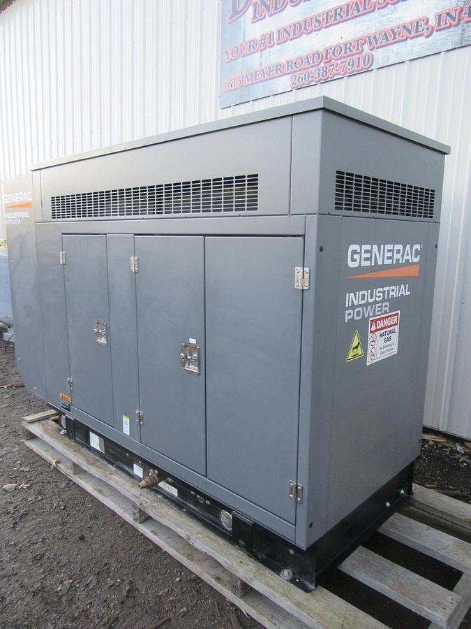 Used 35 KW GENERATOR GENERAC NAT GAS LP PROPANE 120/240 V 1 PH 40KW 2015 133 HRS 30KW