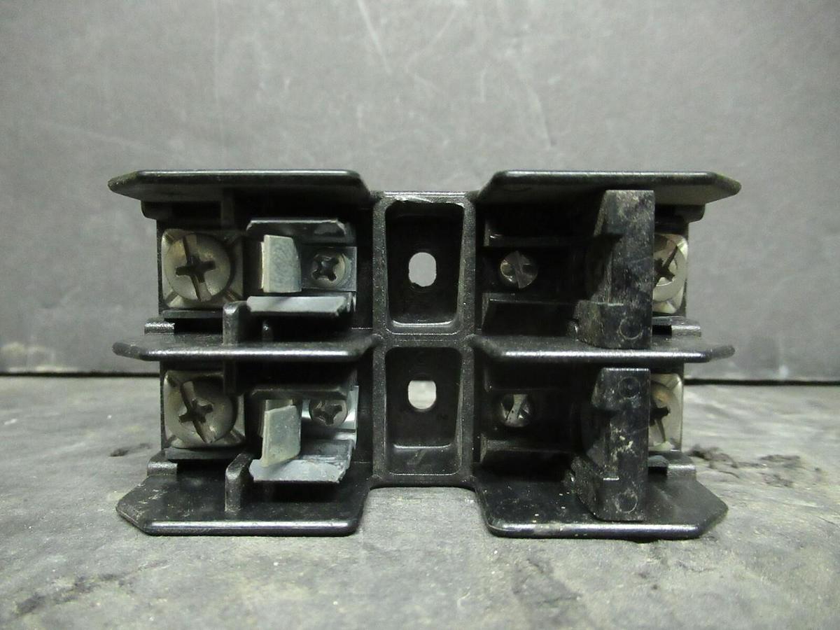 Used LOT OF 3 BUSSMAN FUSE HOLDER BC6032P FOR 30 AMP 600 V CLASS CC FUSES ONLY