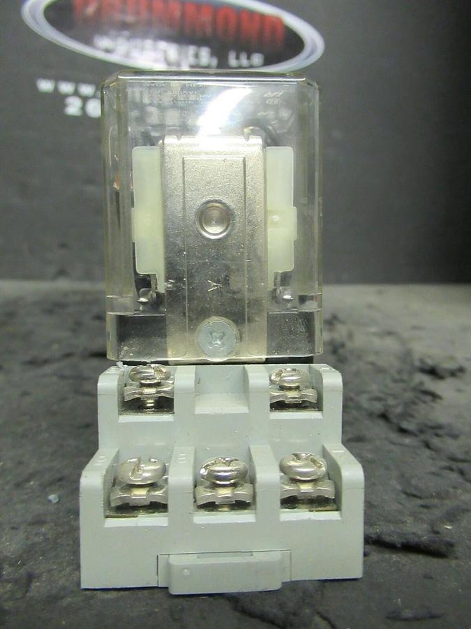 Used (SET OF 4) POTTER & BRUMFIELD KUP-14D35-24 INDUSTRIAL RELAY 3 A 1/2 HP W/ BASE