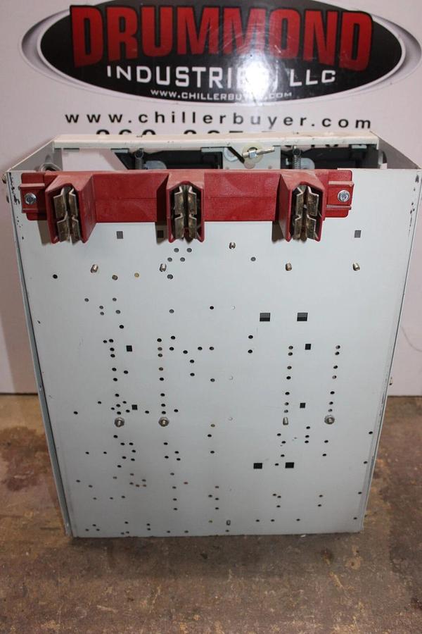 Used WESTINGHOUSE MCC MOTOR CONTROL DUAL/TANDEM FEEDER BUCKET FREEDOM 2100 18"