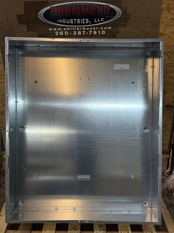 NEW SQUARE D MLO HCP I-LINE PANELBOARD 1000 AMP 480 VAC 18-SLOT 3-PHASE 3-WIRE