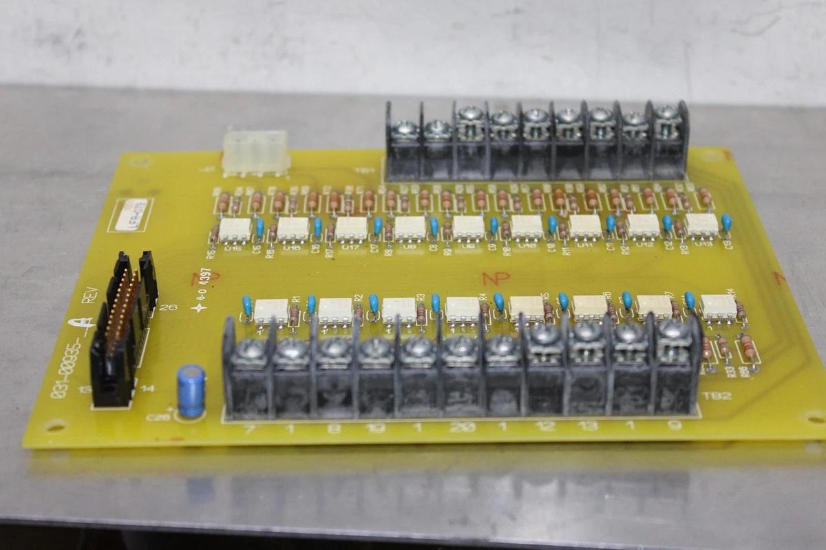 Used YORK DIGITAL INTERFACE CIRCUIT BOARD 031-00935 REV. A **WARRANTY**