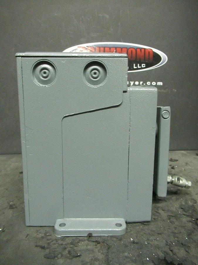 Used (1) BARBER COLMAN ACTUATOR XU-339 HF26BB055 115 VAC 1 PH 0.5 AMP 28 W WARRANTY