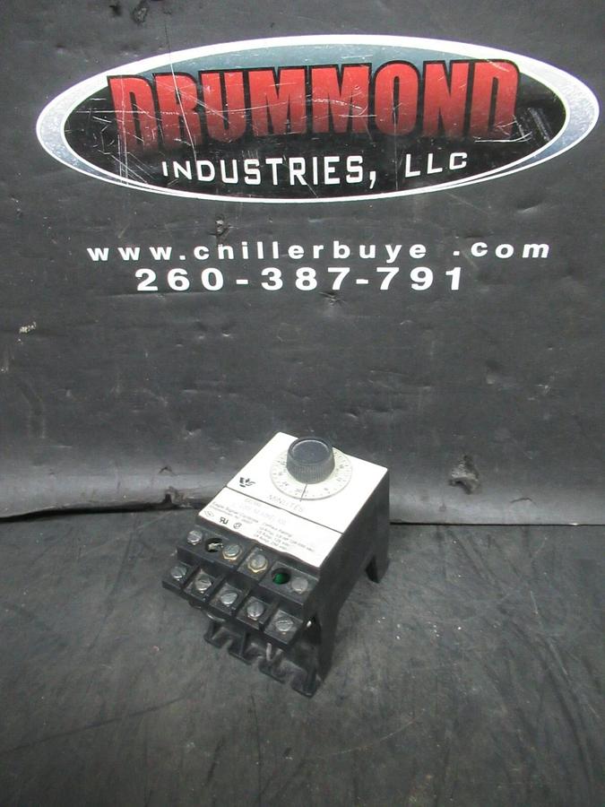 Used EAGLE SIGNAL TIME DELAY RELAY BRE9A6 0-30 MINUTES 120 VAC 10 AMP 1/3 HP