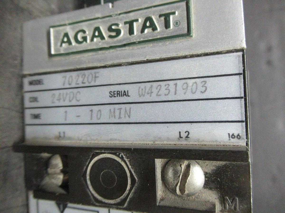 Used AGASTAT TIME DELAY RELAY 1-10 MINUTES 7022OF 24 VDC VOIL 600 VAC 10 AMP
