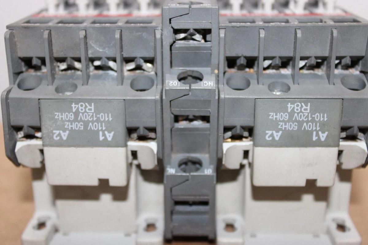 Used ABB DUAL STARTER A9-30-01 21 AMP 600 VAC 7.5 HP COIL: 230V W/ TA25-DU OVERLOAD