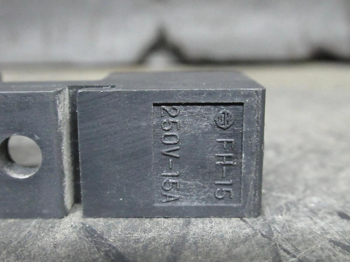 Used (LOT OF 2) YOSHIDA SINGLE FUSE LUG FHU-15 250 VOLT 15 AMP **WARRANTY INCLUDED**