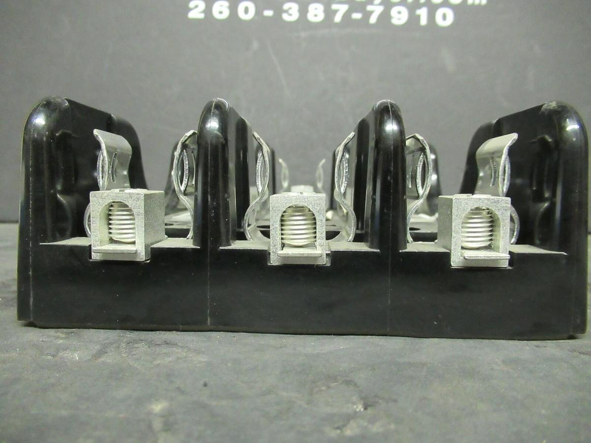 Used LITTELFUSE FUSE HOLDER LH60060-3C FOR 60 AMP 600 V FUSES