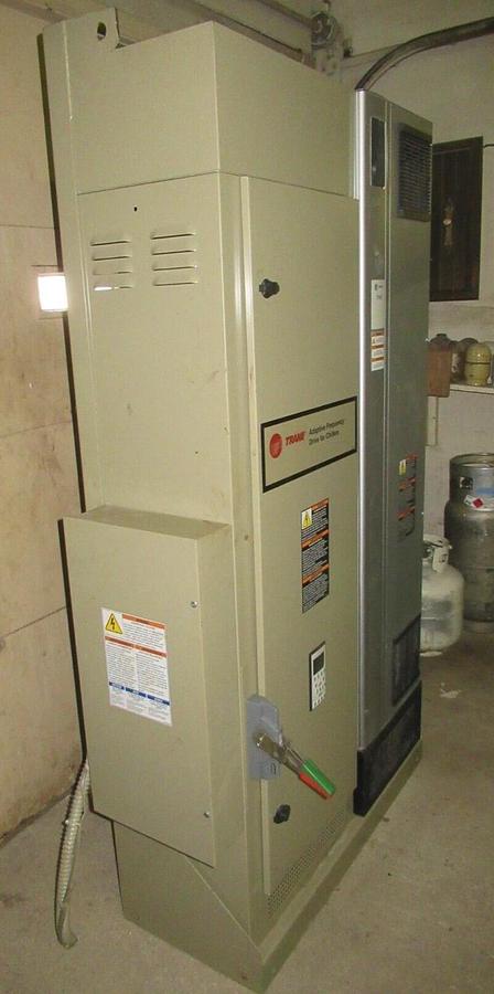 Used TR200 225 (234) HP TRANE ADAPTIVE DRIVE 281 AMP 480 VAC 3 PH AFDH0281GC0C10C201