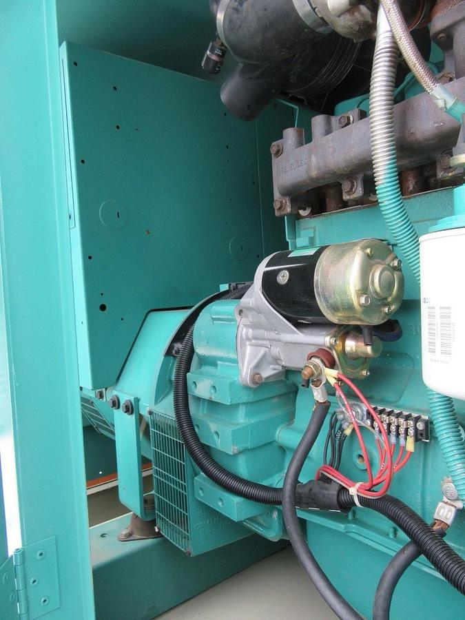 Used 40 KW 50 KW DIESEL GENERATOR CUMMINS 120/240V B3.9-G1 RECONNECTABLE VIDEO