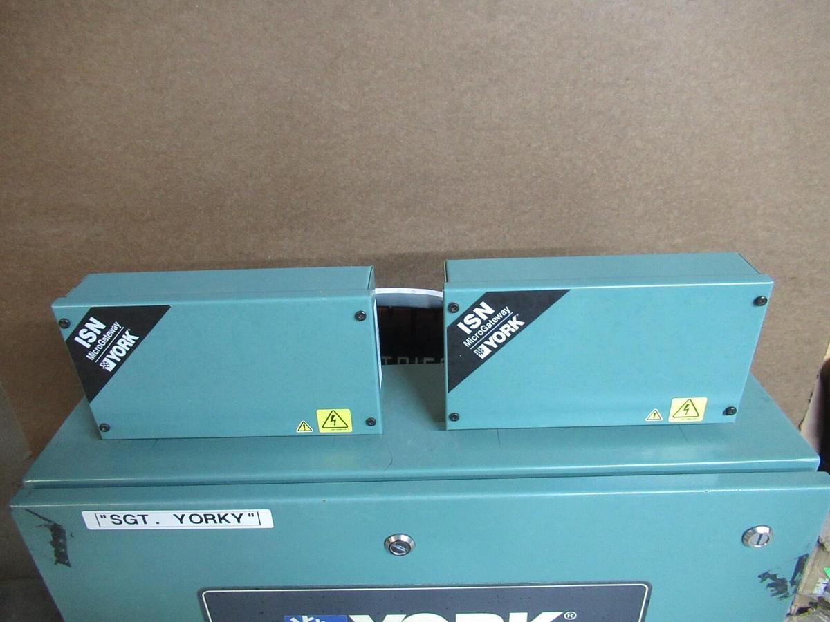 Used YORK CENTRIFUGAL CHILLER MILLENIUM OPTIVIEW CONTROL CENTER 371-02448-101
