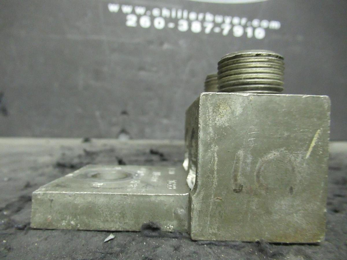 Used (3) QTY ILSCO D899 2 (DOUBLE) BARREL MECHANICAL CONNECTOR LUG TAPS 600MCM - 2