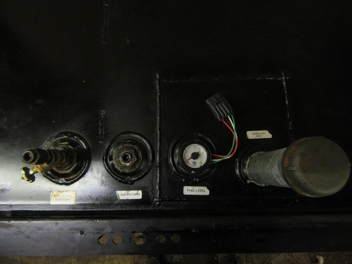 UNITED ALLOY 210 GALLON DIESEL BASE TANK FOR GENERATOR 200 GALLON