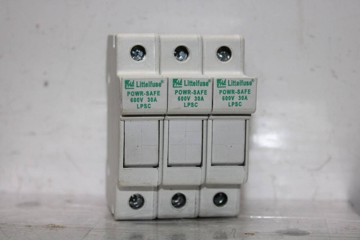 Used LITTELFUSE POWER-SAFE FUSE HOLDER LPSC 3-POLE 600 VOLT 30 AMP CLASS CC