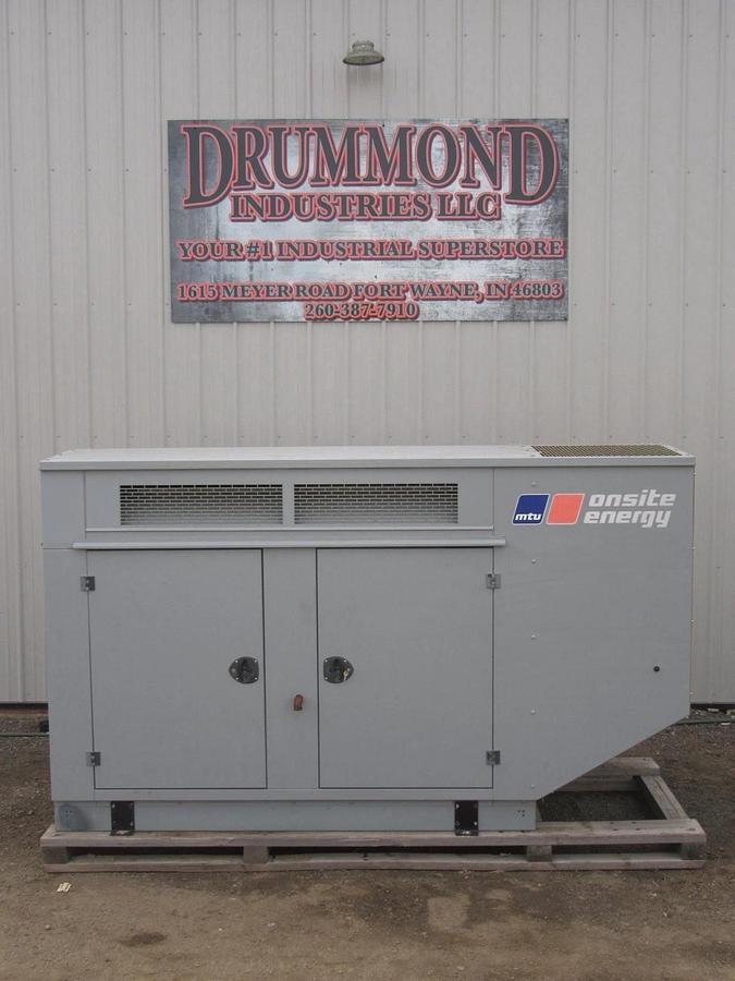 Used 30 KW GENERATOR MTU 4.3 NAT. GAS LP PROPANE 120/240 VOLT 1PH 231 HRS 40KW 2014