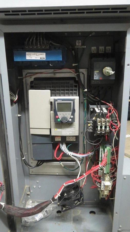 Used SQUARE D E-FLEX ALTIVAR MOTOR CONTROLLER VSD EFDLH4VW 460V 3-PHASE 5 HP NEMA 3R