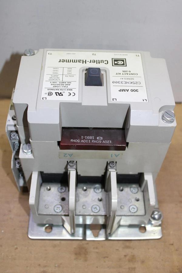 Used CUTLER HAMMER C25KNE3300 300 AMP 600 VAC 3-POLE 3-PHASE COIL: 120V