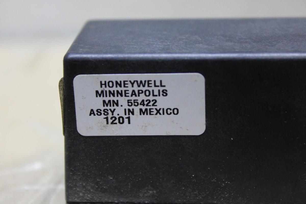 Used HONEYWELL ENTHALPY SENSOR C7400A2001 50048192 REV. A 21 VDC