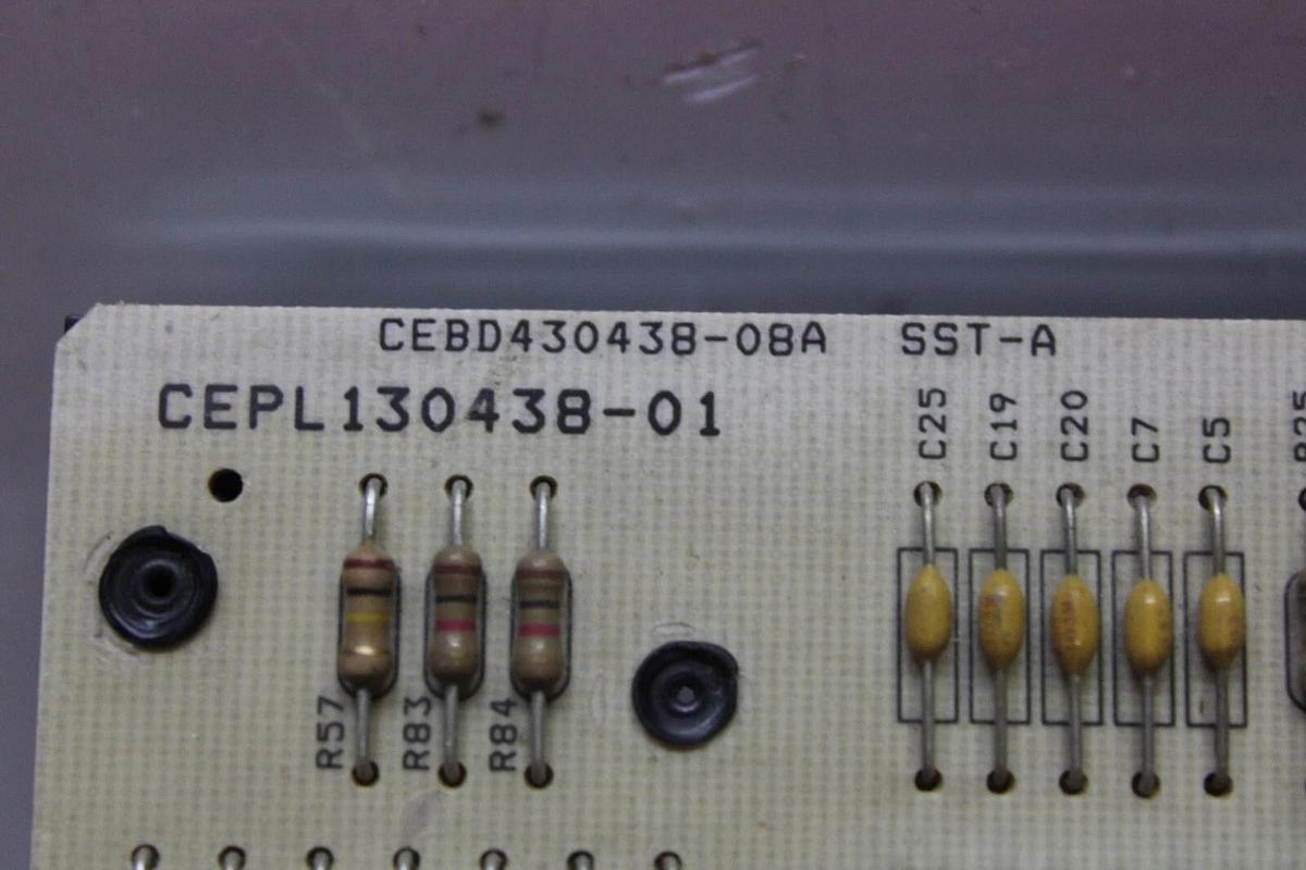 Used CARRIER FURNACE CONTROL BOARD CEPL130438-01 CEBD430-08A HK42FZ013