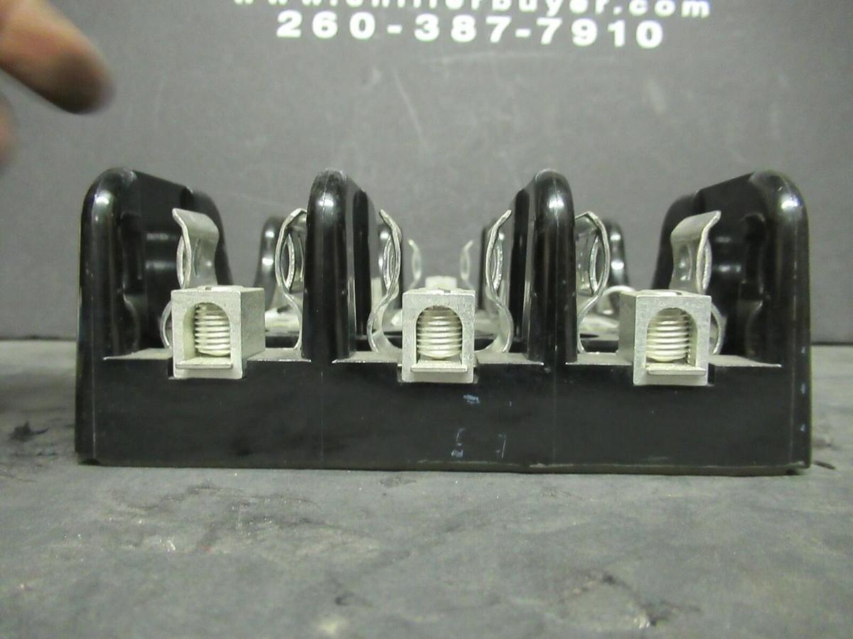 Used LITTELFUSE FUSE HOLDER LH60060-3C FOR 60 AMP 600 V FUSES