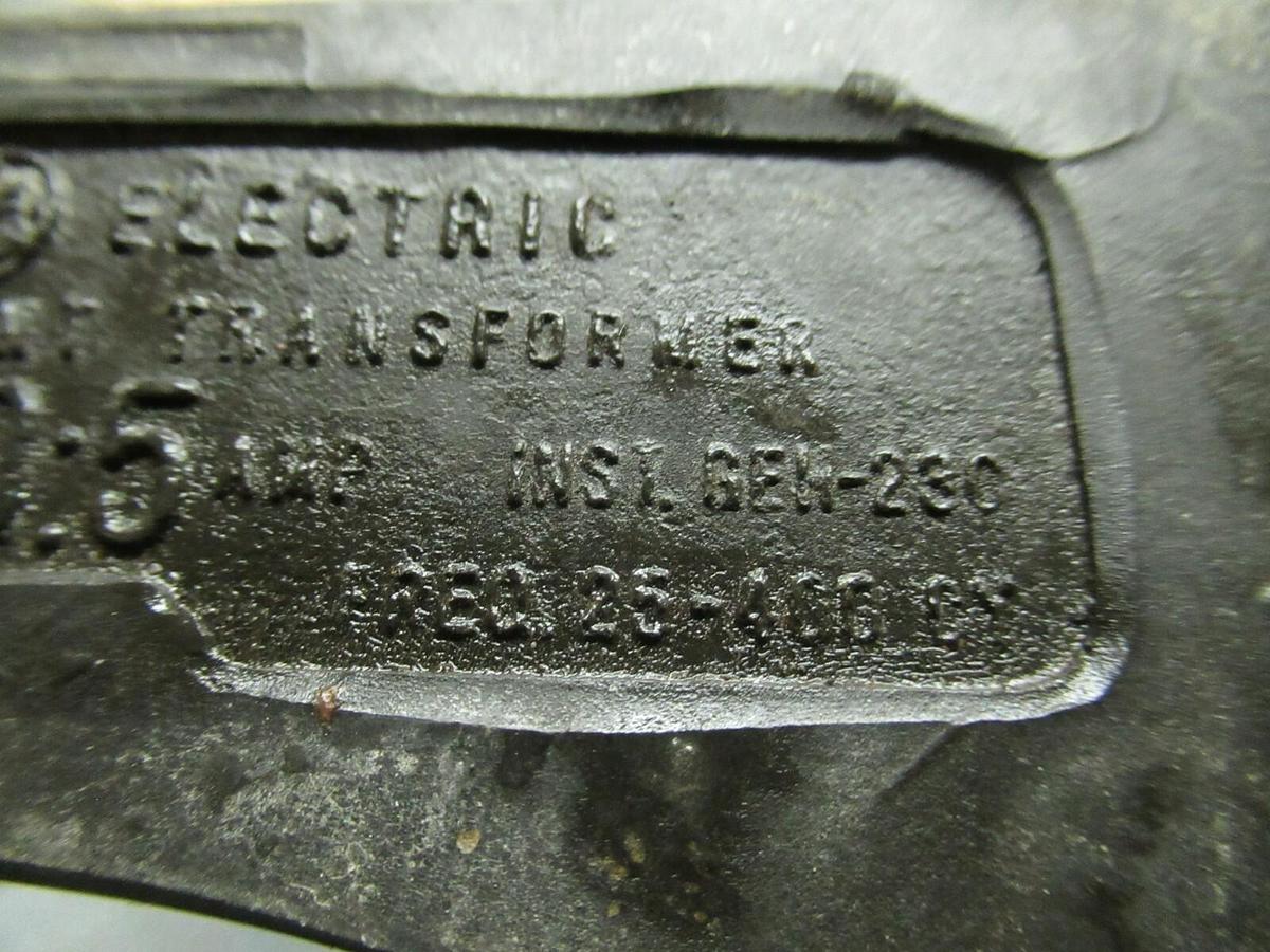 Used GENERAL ELECTRIC CURRENT TRANSFORMER 837X87 RATIO: 2000:5 A 50-400 HZ