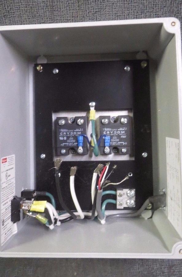TYCO DIGITRACE 910 SERIES HEAT TRACING ASSEMBLY 4X ENCLOSURE MODEL: 910*DEMO