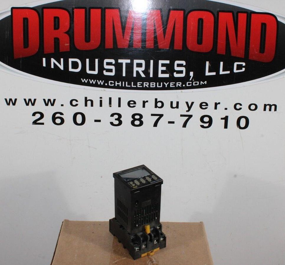 Used OMRON PROGRAMMABLE TIMER H5CX-A11-N 0.001 SECONDS TO 9999 HOURS 240 VAC 5 AMP