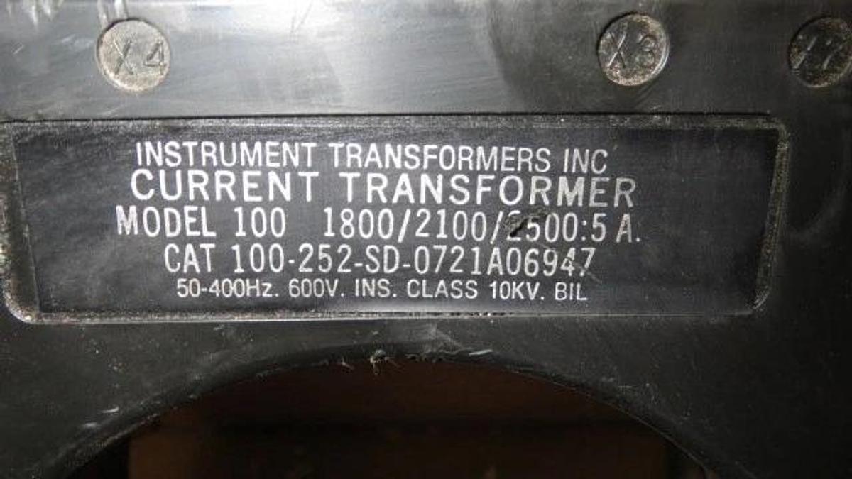 Used TRANE CURRENT TRANSFORMER 50-400 HZ, 600 VOLTS, 10KV BIL, RATIO 1800/2100/2500:5