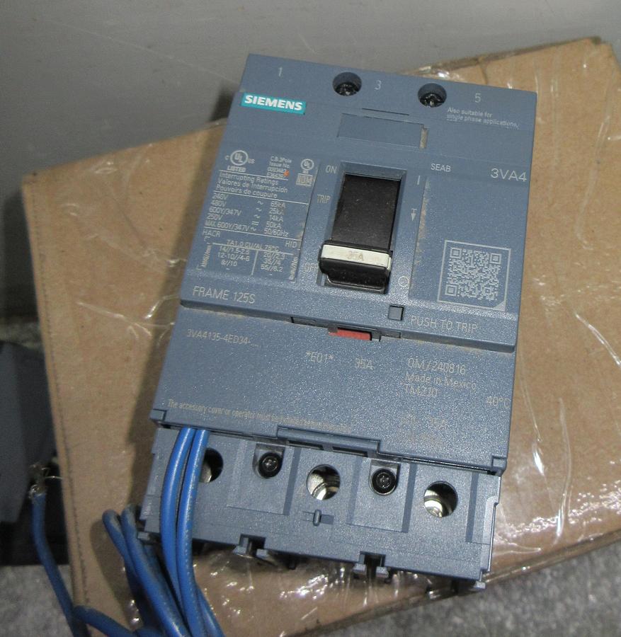 Used ABB MOLDED CASE SWITCH SACE TMAX S5H-D 400 AMP 600 VAC 3-POLE