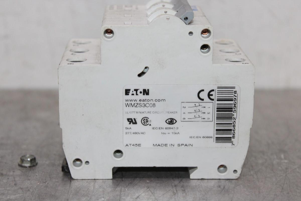 Used EATON CIRCUIT BREAKER WMZS3C08 3-POLE 8 AMP 277/480 VAC C8