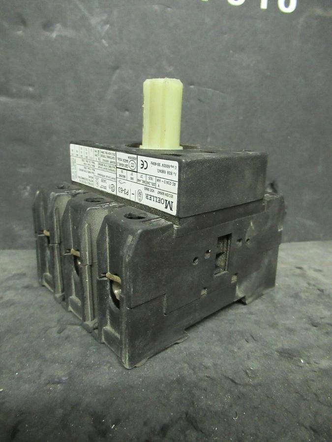 Used KLOCKNER MOELLER 60 AMP TWIST PANEL DISCONNECT SWITCH P3-63 40 HP @ 460 VAC 3 PH