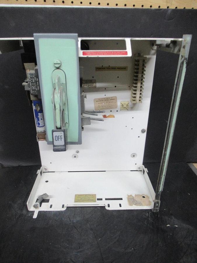 Used CUTLER HAMMER MOTOR CONTROL BUCKET 17" CHASIS 600 V NO BREAKER / STARTER W/ DOOR