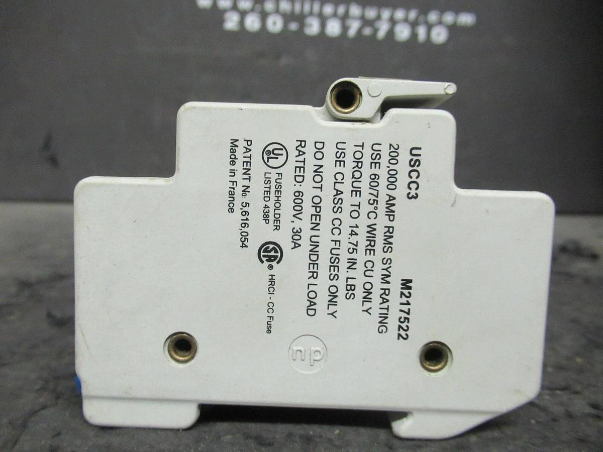 Used 30 AMP 600 VAC 3 POLE FERRAZ SHAWMUT ULTRASAFE CLASS CC FUSE HOLDER USCC3