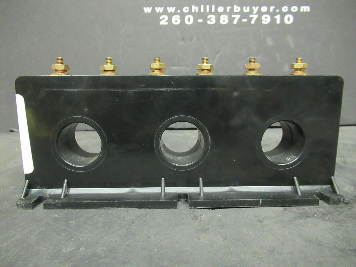 Used INSTRUMENT CURRENT TRANSFORMER 3P3-201 RATIO: 200:5 A