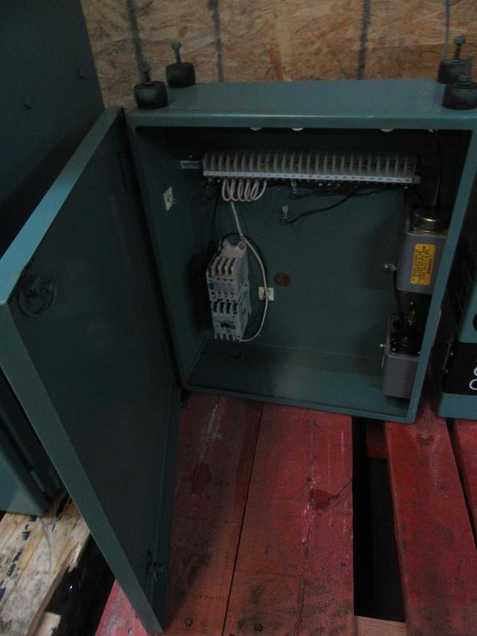 Used YORK 351 HP VARIABLE SPEED CHILLER DRIVE 371-02289-101 TM 351T B6-46B COMPLETE 460 V 380 A