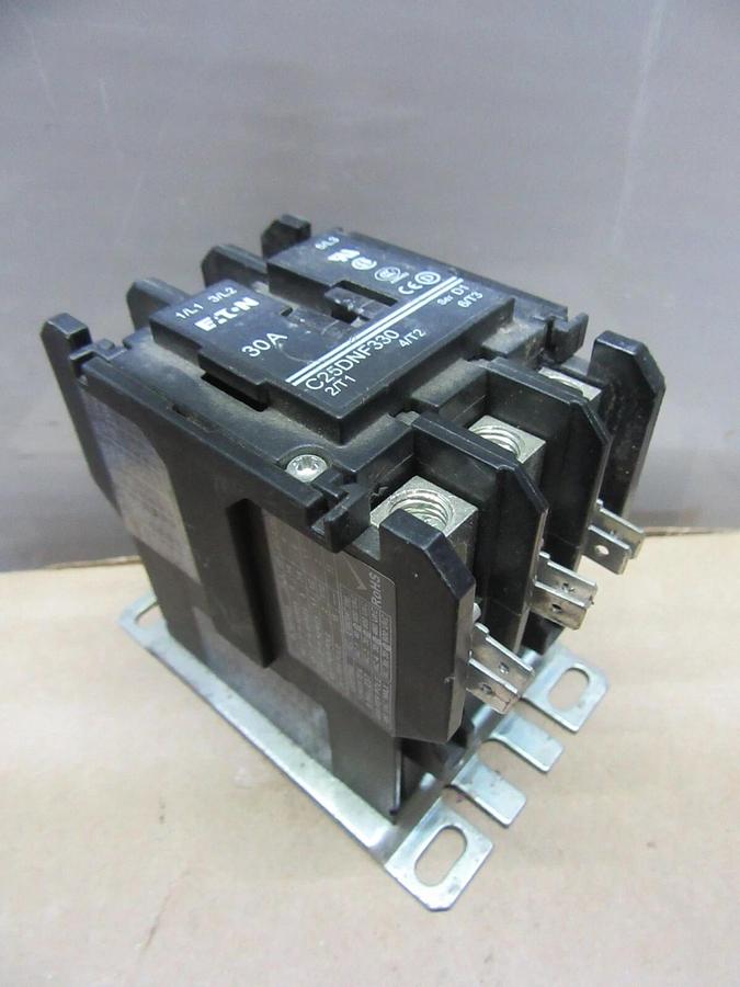 Used EATON CONTACTOR C25DNF330 30 AMP 600 VAC 3-POLE 3-PHASE COIL: 110/120 VOLT