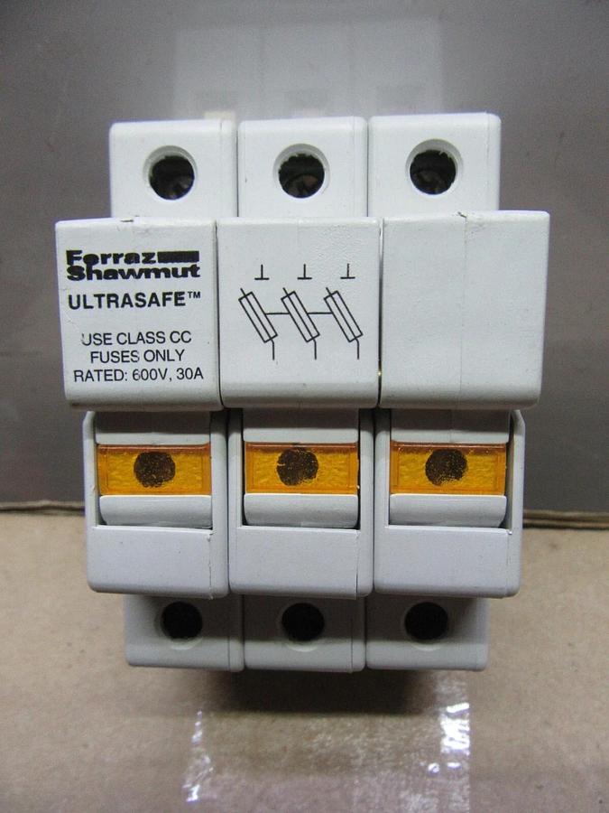 Used LOT OF 2 FERRAZ ULTRASAFE FUSE HOLDER USCC3  600V 30A 3-POLE **WARRANTY**