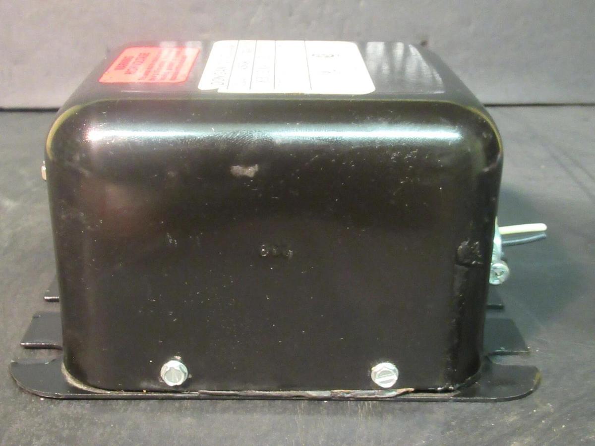 Used 115 VA DONGAN IGNITION TRANSFORMER NON-INTERCHANGEABLE 120 V PRI 5,000 V SEC A05