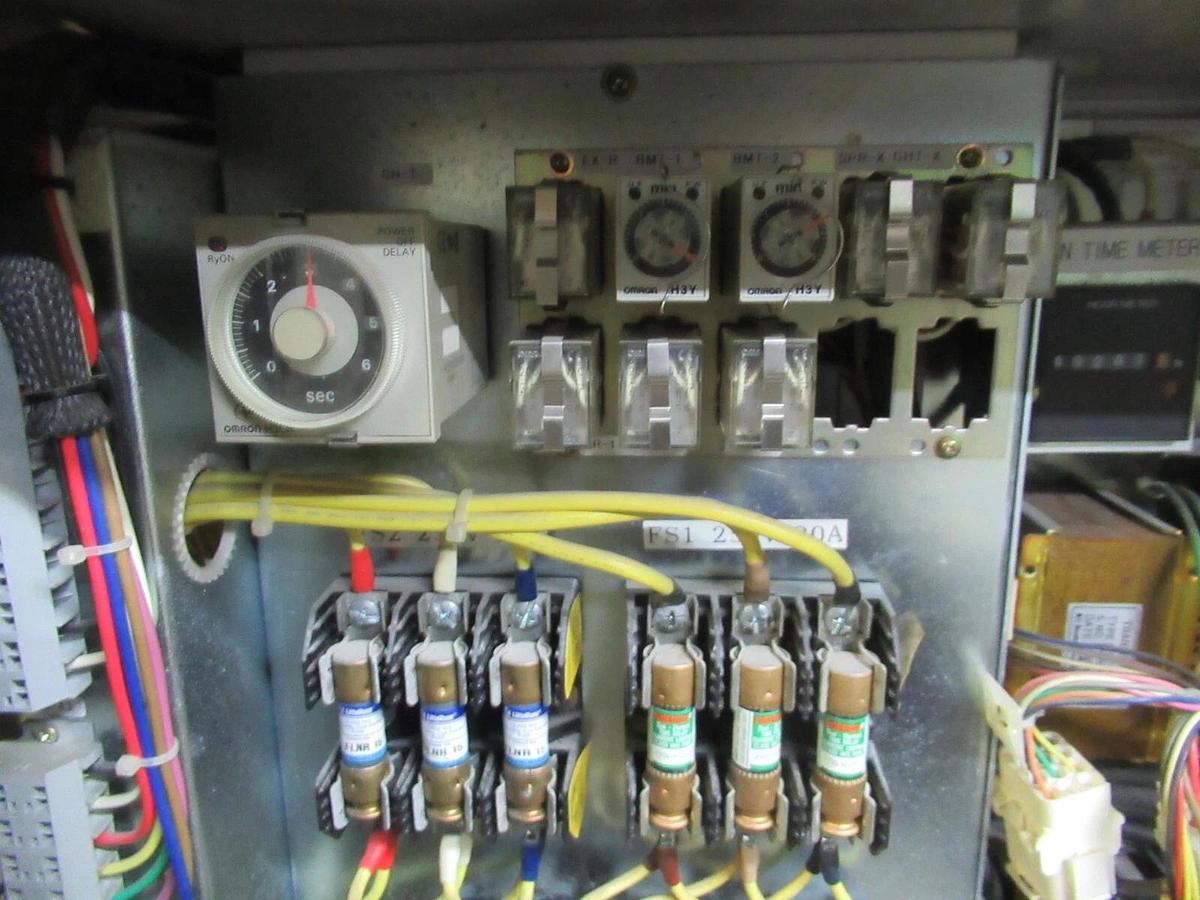 Used TRANE THERMACHILL CONTROL PANEL FOR ABSORBTION CHILLER 180-220 VAC 46.5-50.9 AMP