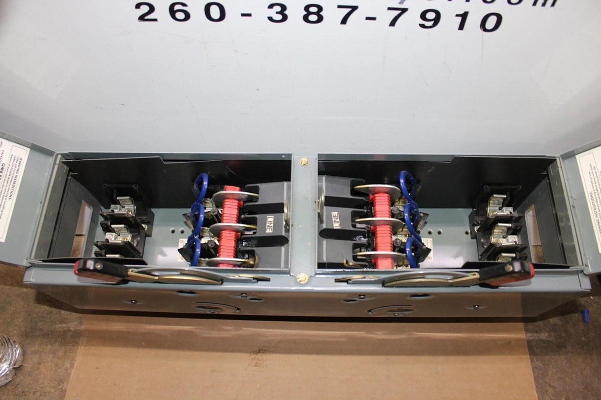 Used SQUARE D TANDEM DISCONNECT SWITCH QMB-362-T21W 30 AMP 600 VAC 3-PHASE