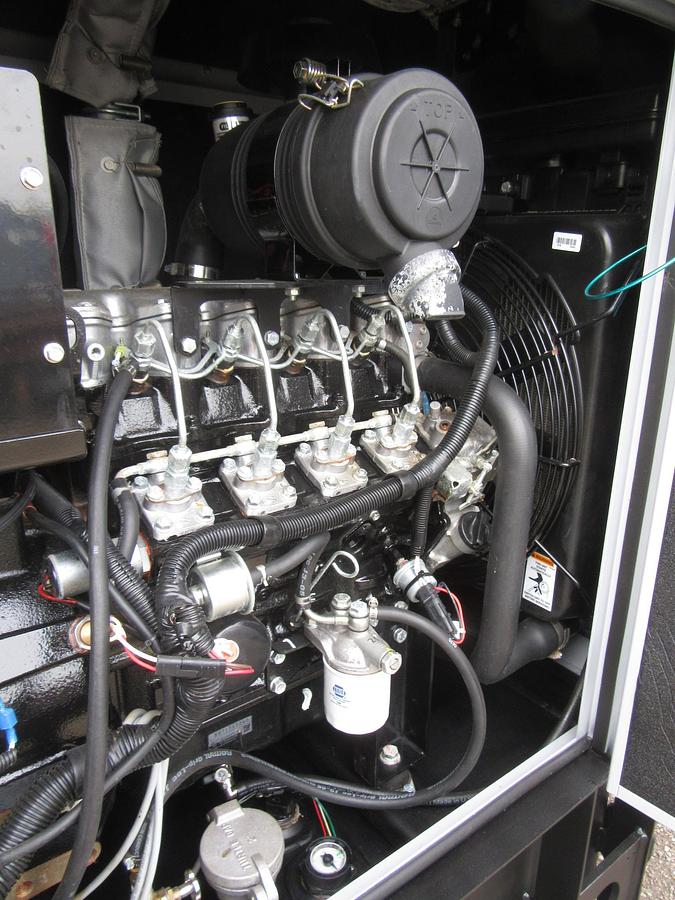 Used 20 KW DIESEL GENERATOR MTU 120/240 V 4LE1 ISUZU SOUND ENCLOSED 299 HRS VIDEO