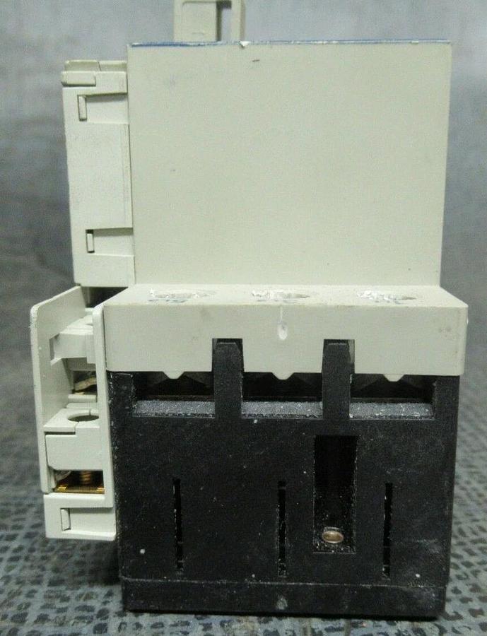 Used SCHNEIDER MANUAL MOTOR STARTER GV1-M10 660V 25A 7.5HP COIL: 24V **WARRANTY**