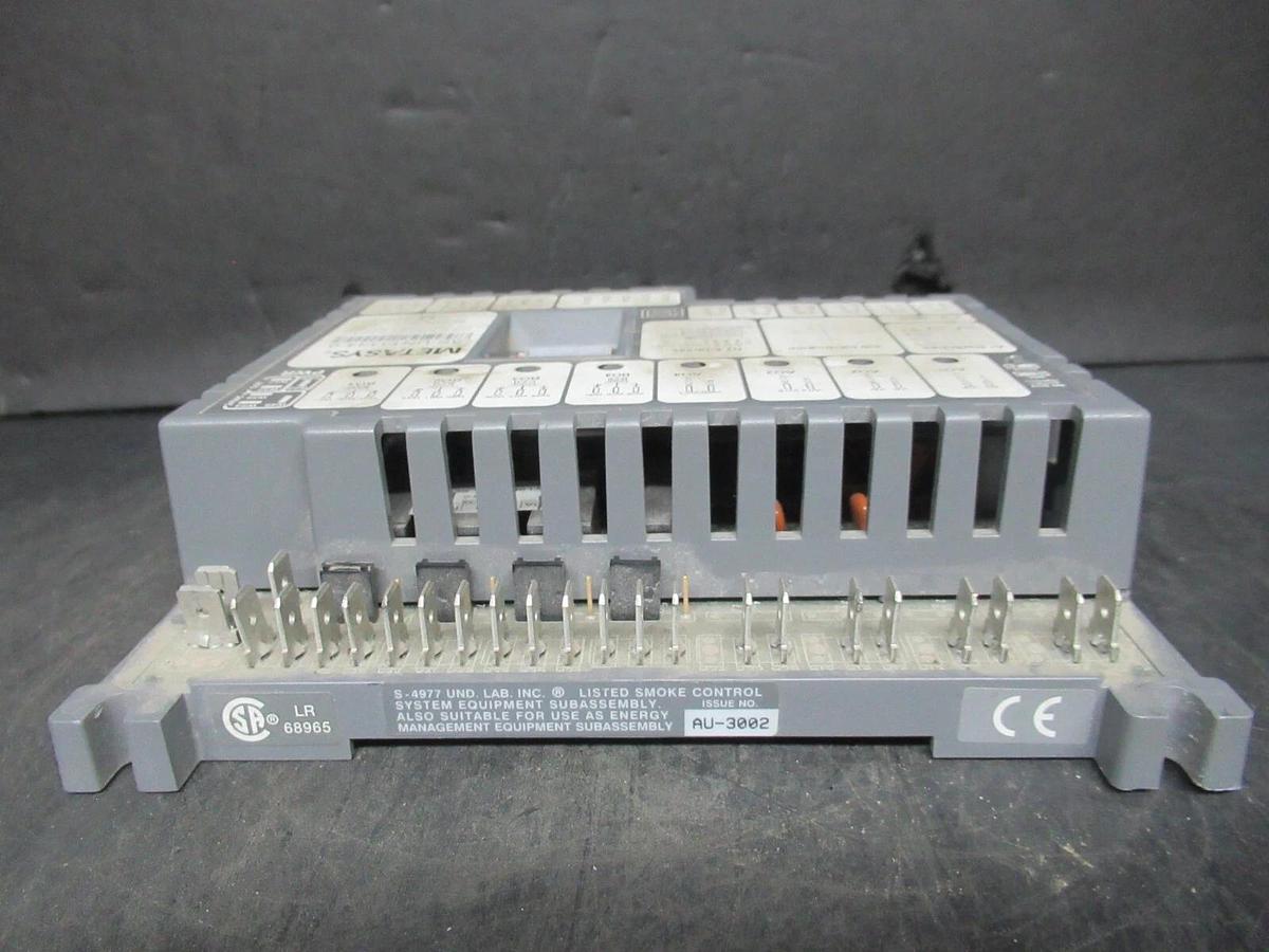 Used JOHNSON CONTROLS METASYS UNITARY CONTROLLER AS-UNT-1144-0 24 VAC 8 VA CLASS 2